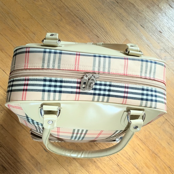 LARGE Vintage PERFECT FAUX BURBERRY Tote/ Carry On Bag❤️ - Picture 12 of 15